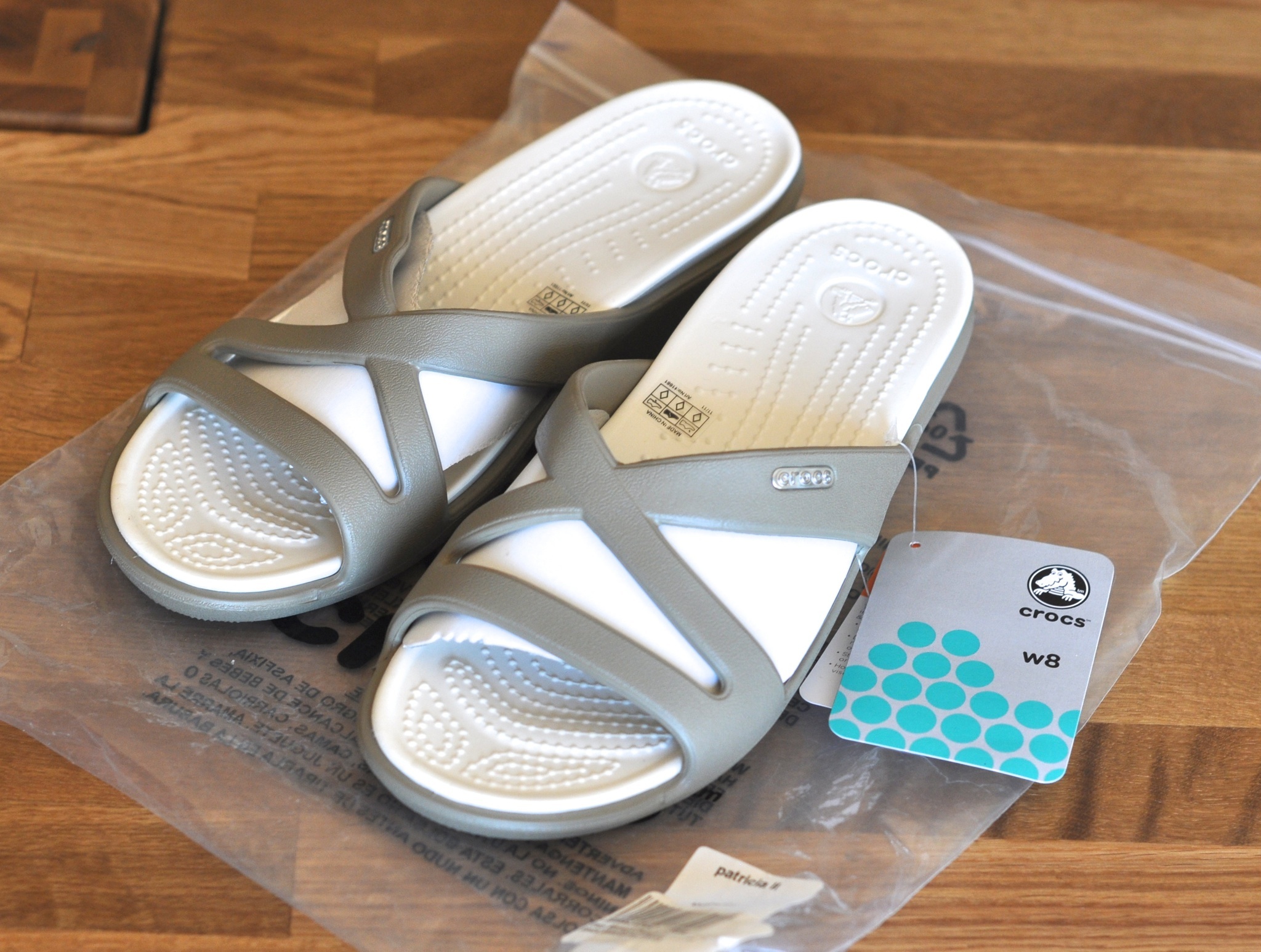 Crocs Women's Patricia II Women’s Sandal Khaki/Oyster - Brand New Size ...